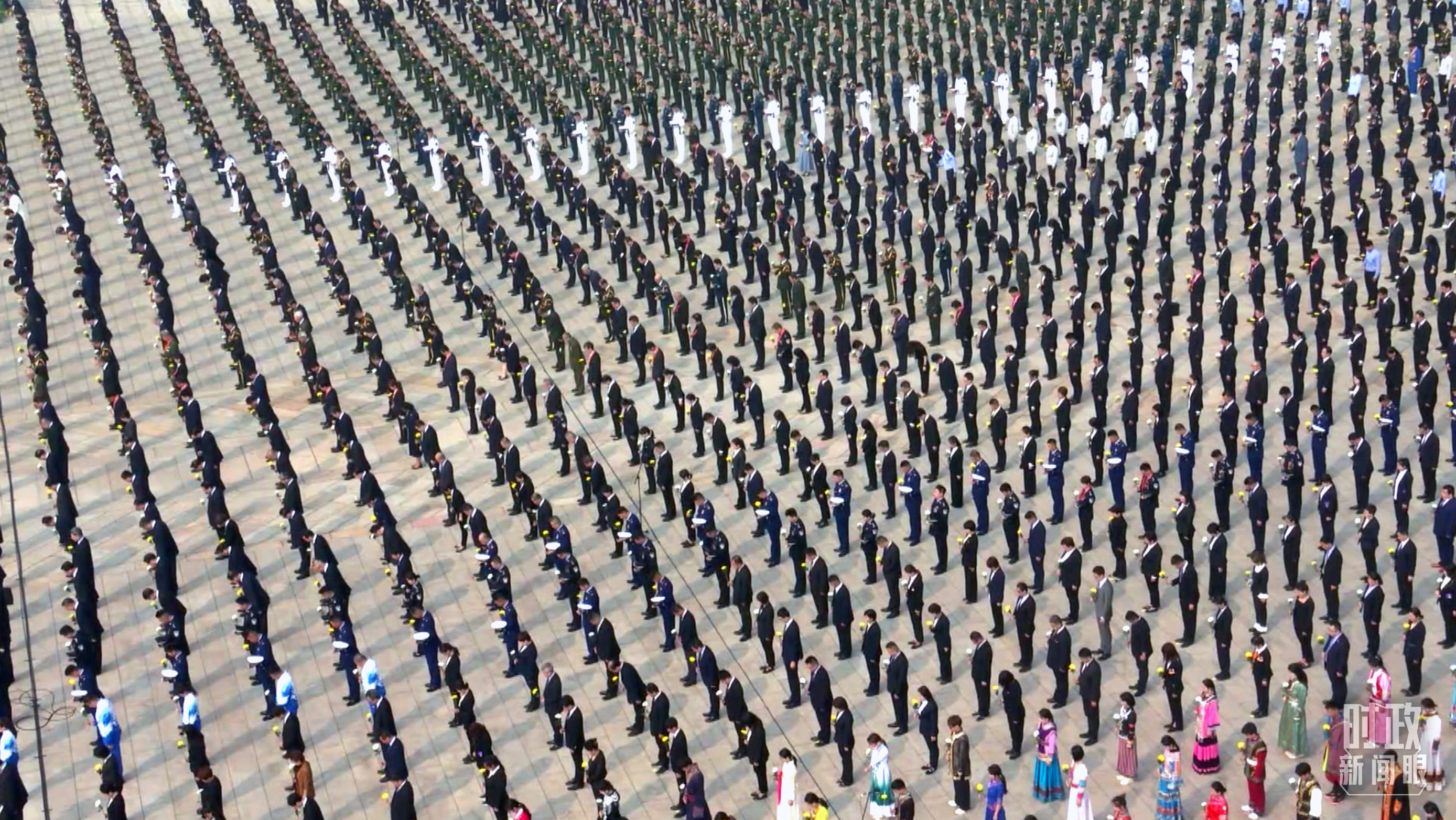 時(shí)政新聞眼丨習(xí)近平出席這個(gè)莊嚴(yán)儀式，傳遞哪些重要信息？