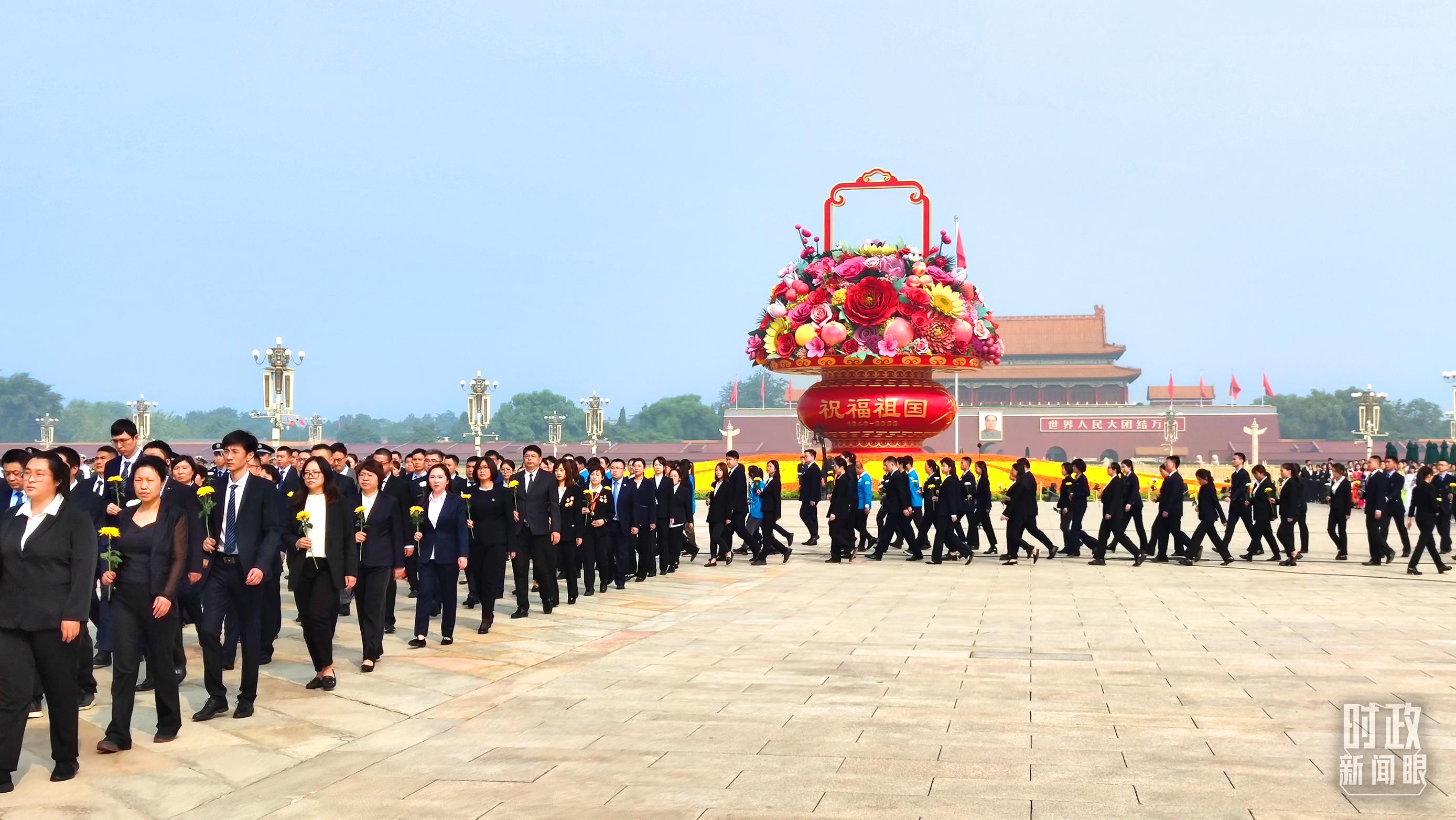 時(shí)政新聞眼丨習(xí)近平出席這個(gè)莊嚴(yán)儀式，傳遞哪些重要信息？