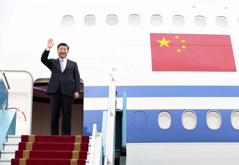 習(xí)近平訪問越南時(shí)，送出19期《人民日報(bào)》｜習(xí)主席的國禮故事?