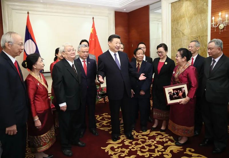 習(xí)近平訪問越南時(shí)，送出19期《人民日報(bào)》｜習(xí)主席的國禮故事?