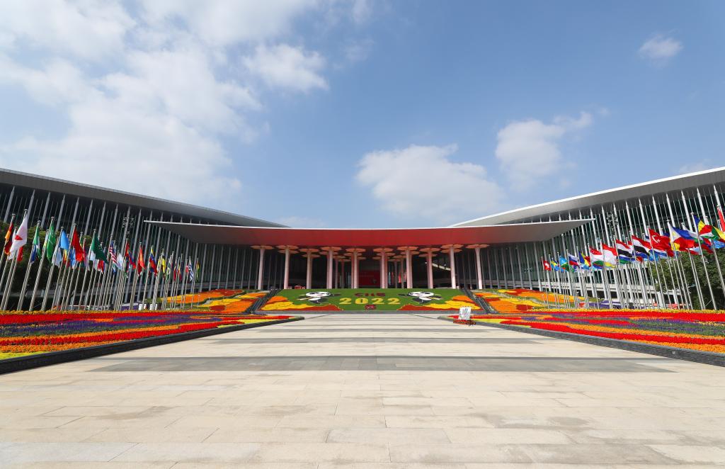 第一觀察｜進(jìn)博會(huì)三大定位，傳遞出這些重要信號(hào) 