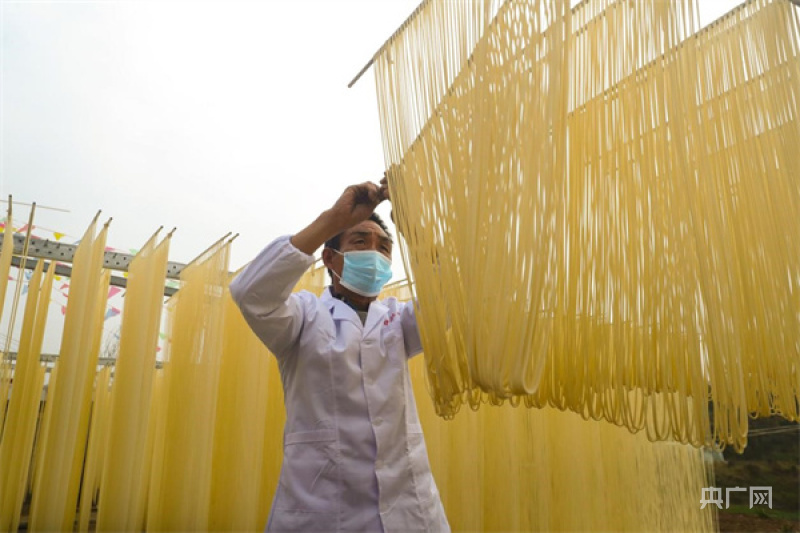 信陽(yáng)光山:小掛面大產(chǎn)業(yè)