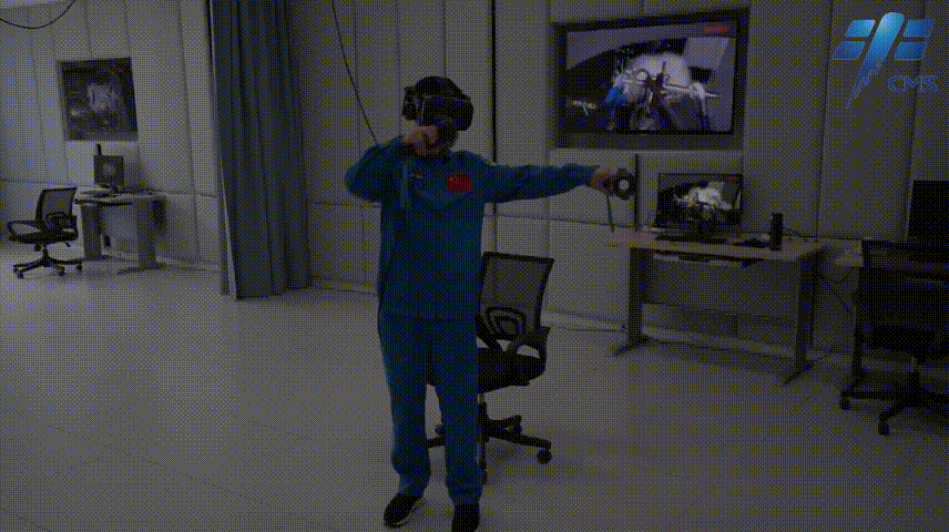 這里有一個(gè)通往空間站的入口，速進(jìn)