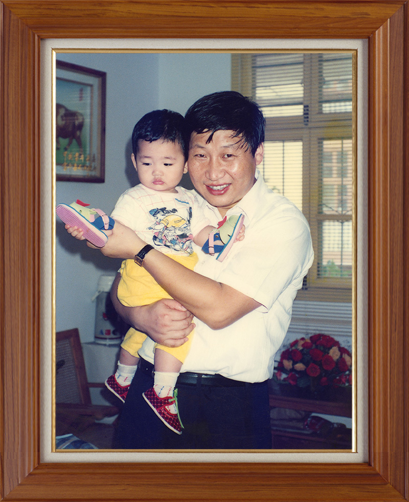 聆聽新年賀詞，讀懂相框里的故事