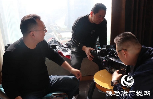 “兩會”花絮|跟隨鏡頭去看看這些幕后的身影(組圖)