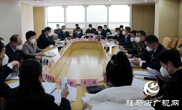 兩會時間｜駐馬店市政協(xié)委員分組討論《政府工作報告》和計劃、財政報告