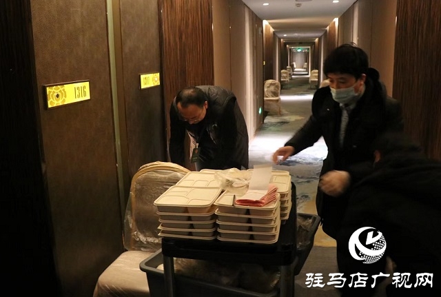 “兩會”花絮|跟隨鏡頭去看看這些幕后的身影(組圖)