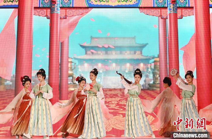 明清兩代流行的馬面裙，有哪些特點(diǎn)？