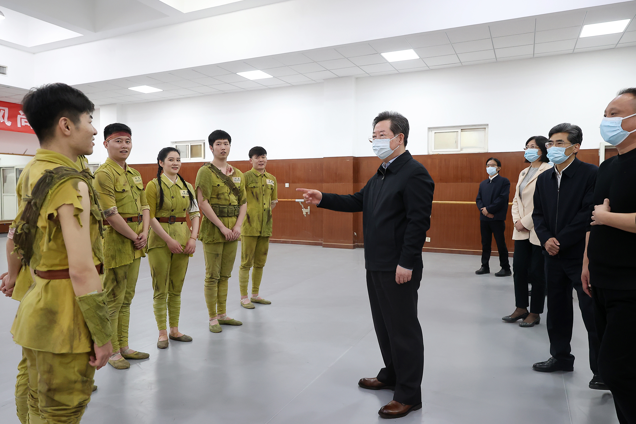 樓陽(yáng)生到河南省部分文藝院團(tuán)調(diào)研