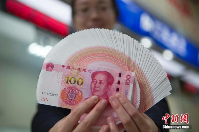 住戶存款減少1.2萬億元，消費(fèi)大漲，錢去哪了？