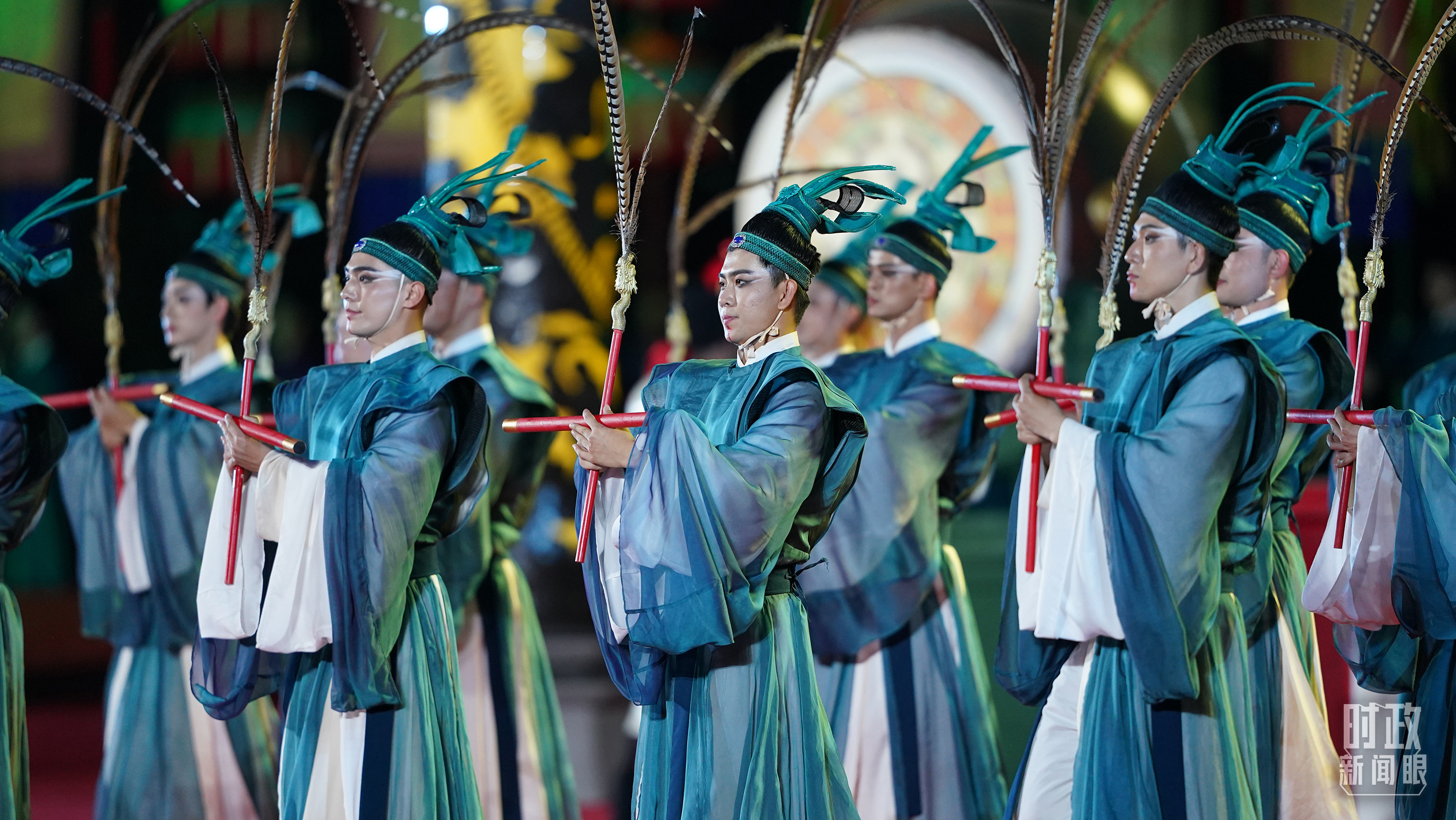 時(shí)政新聞眼丨中國(guó)－中亞峰會(huì)大幕開啟，習(xí)近平同五國(guó)元首談了什么？