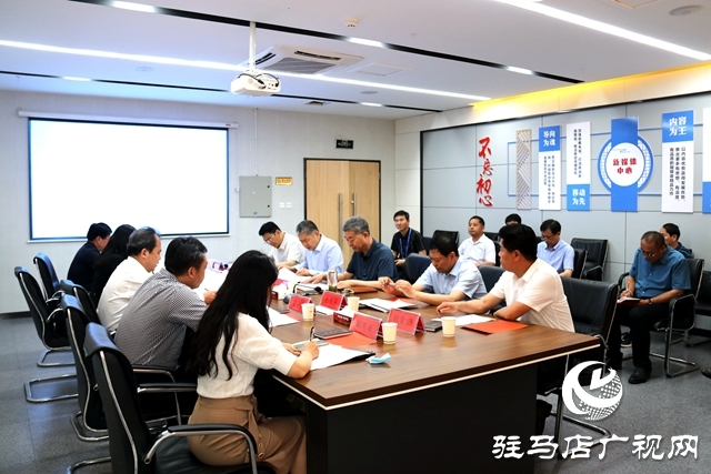省廣播電視局調(diào)研組到駐馬店考察指導廣電工作 曹新博參加