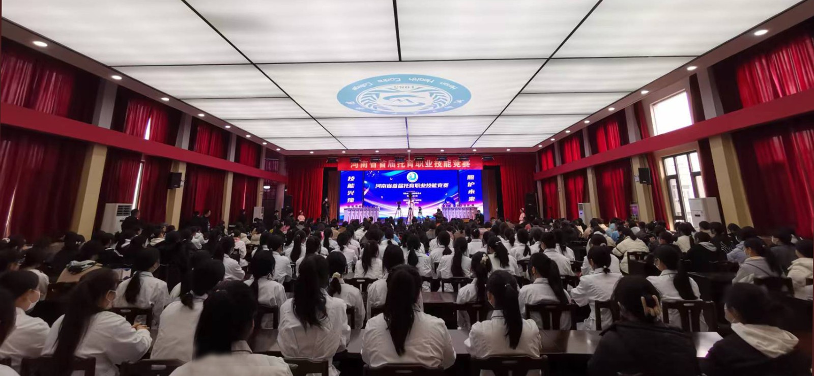 奮發(fā)有為推進(jìn)中國式現(xiàn)代化建設(shè)河南實踐丨何言：走出人口大省高質(zhì)量發(fā)展新路