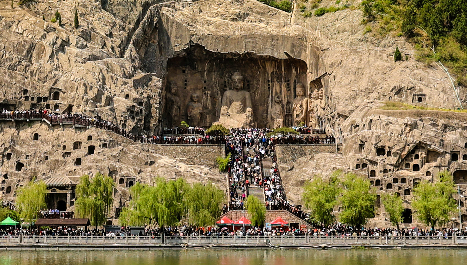 奮發(fā)有為推進(jìn)中國式現(xiàn)代化建設(shè)河南實踐丨何言：走出人口大省高質(zhì)量發(fā)展新路