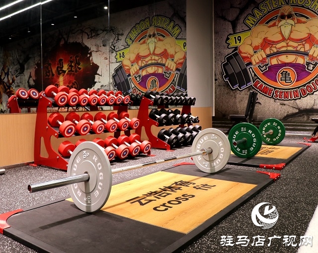 助力青少年體育發(fā)展 駐馬店天空之城運(yùn)動中心開業(yè)慶典舉行