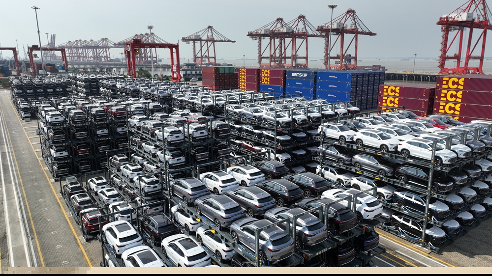 扎實(shí)推動(dòng)經(jīng)濟(jì)高質(zhì)量發(fā)展——以習(xí)近平同志為核心的黨中央今年以來引領(lǐng)中國經(jīng)濟(jì)持續(xù)恢復(fù)、穩(wěn)中求進(jìn)述評(píng)