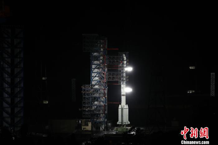 我國(guó)成功發(fā)射陸地探測(cè)四號(hào)01星