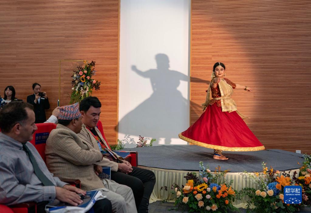 第11屆中國(guó)·南亞?wèn)|南亞藝術(shù)周在昆明開(kāi)幕