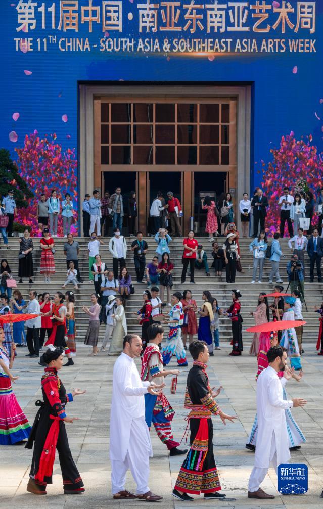 第11屆中國(guó)·南亞?wèn)|南亞藝術(shù)周在昆明開(kāi)幕