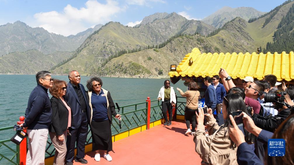 新疆值得向全世界推薦——駐華外交官“發(fā)現(xiàn)中國之美”新疆行活動紀(jì)實(shí)