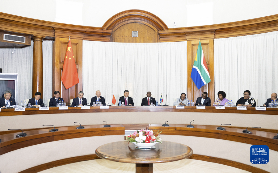 習近平同南非總統(tǒng)拉馬福薩會談