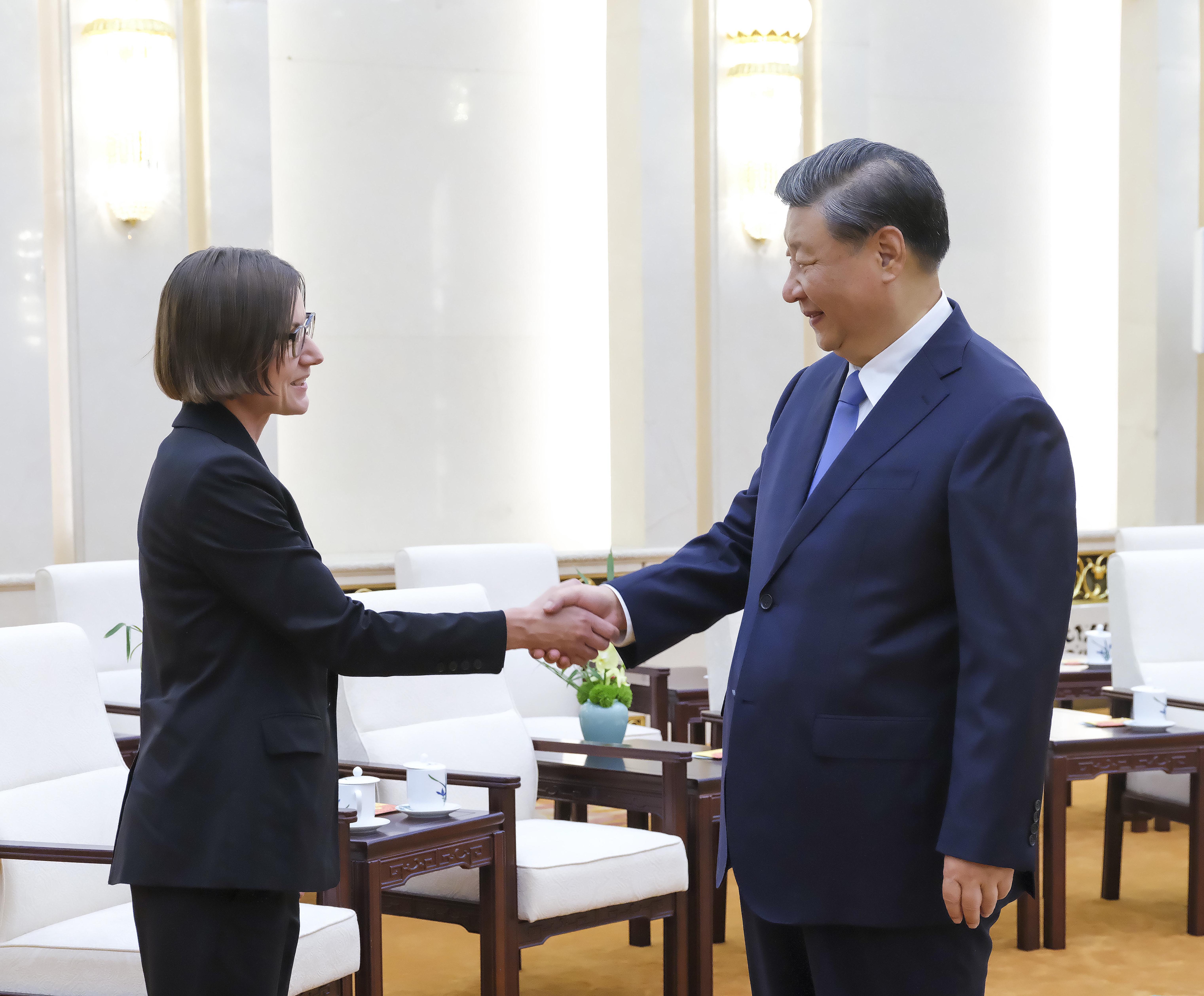 習(xí)近平會見紅十字國際委員會主席斯波利亞里茨