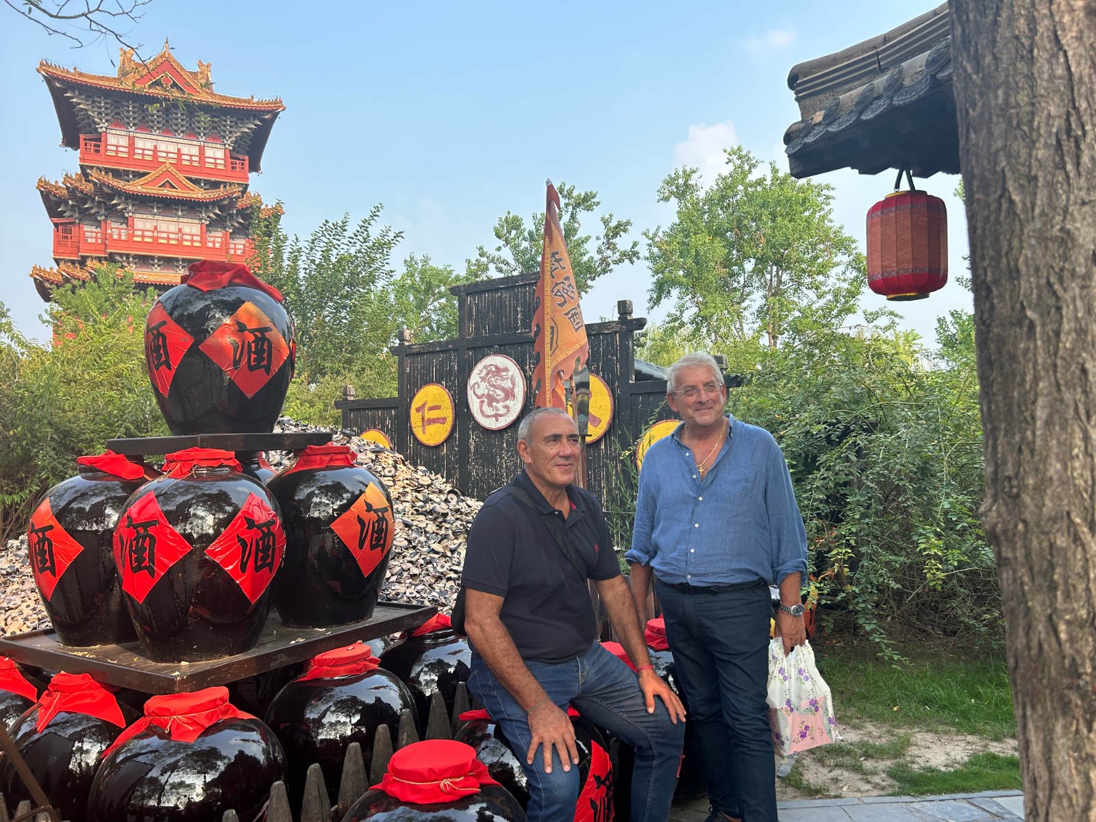 一朝步入畫卷，一日夢回千年 國際旅游城市市長走進開封，體驗宋“潮”文化