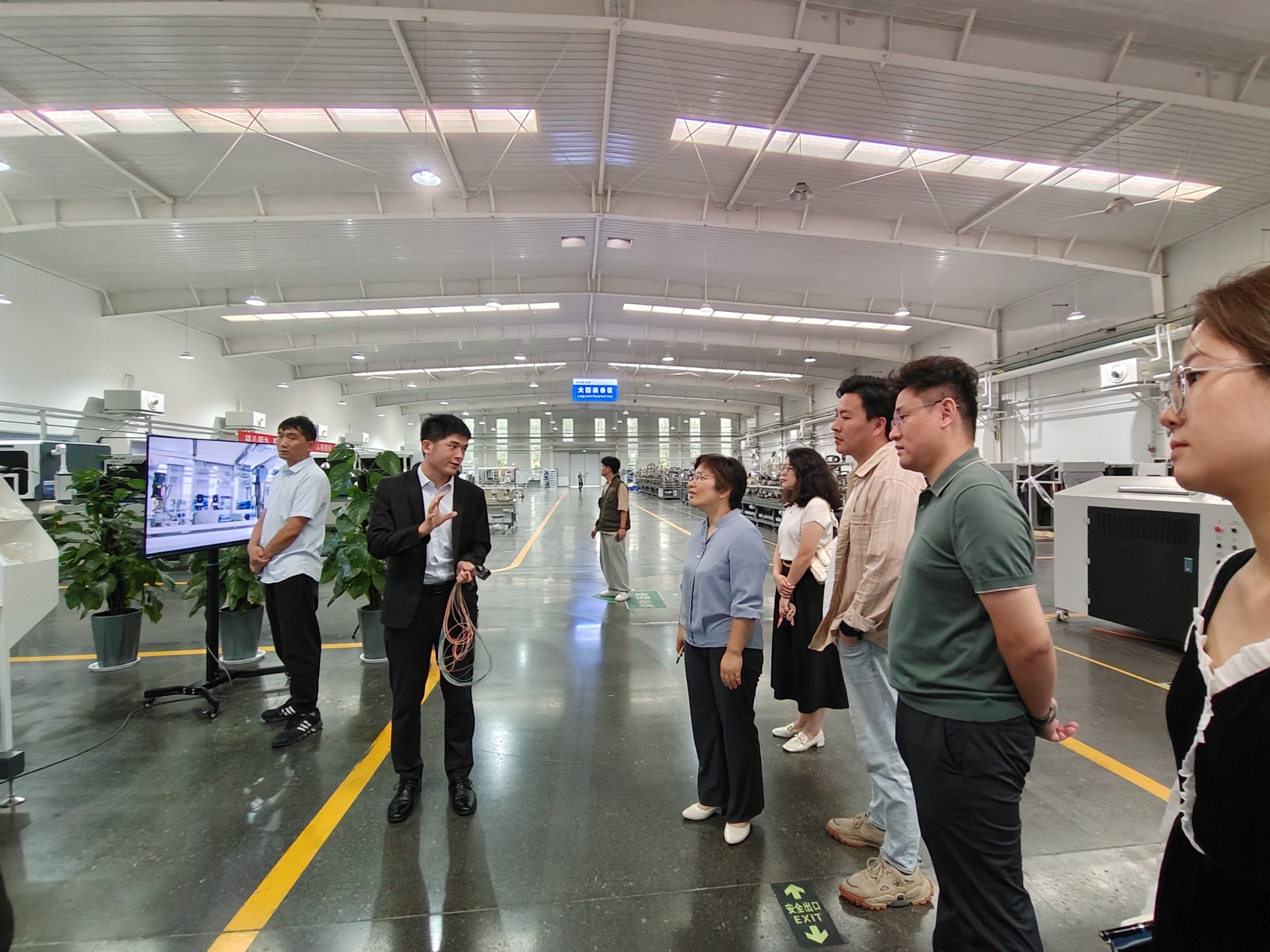 做強鏈主育集群！看鶴壁如何布局新能源及智能網(wǎng)聯(lián)汽車產(chǎn)業(yè)發(fā)展