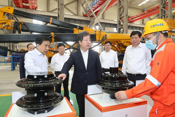 樓陽生到新鄉(xiāng)市調(diào)研中原農(nóng)谷建設