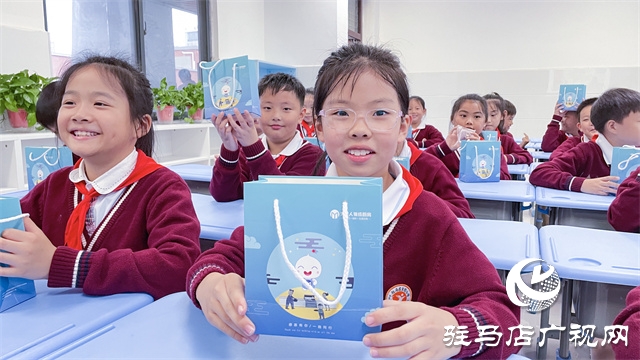 駐馬店實驗小學：月滿中秋迎國慶 童心向黨筑未來