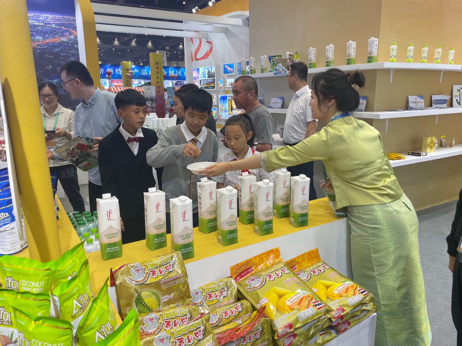 河南投洽會6萬平方米展區(qū)有啥看點？帶你一起探營！