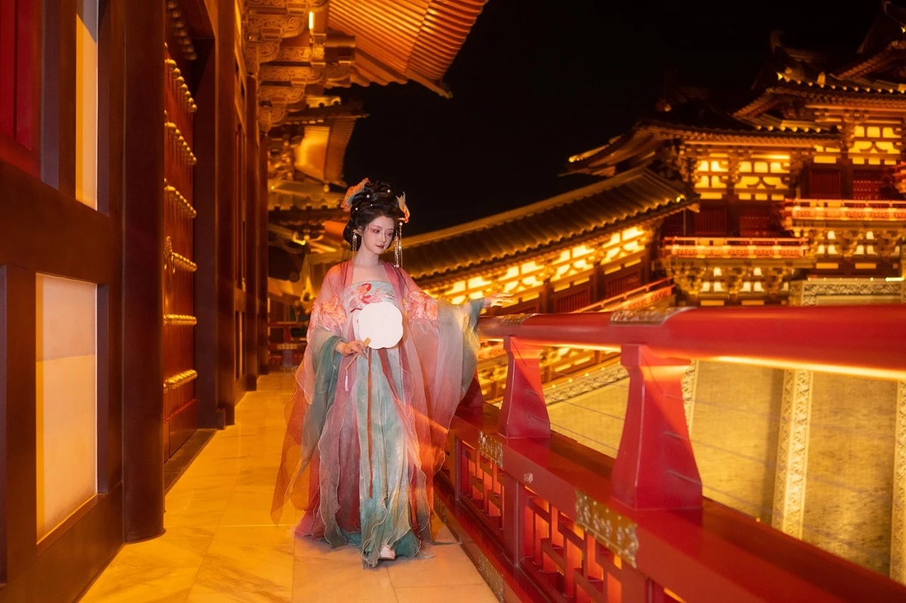 入戲洛陽城，來一場穿越主題的城市漫步 | 國慶漫游Citywalk