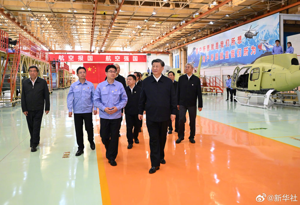 習(xí)近平在江西景德鎮(zhèn)市、上饒市考察調(diào)研