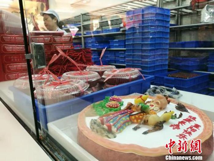 重陽(yáng)節(jié)的小知識(shí)：為啥又叫菊花節(jié)？重陽(yáng)糕長(zhǎng)啥樣？