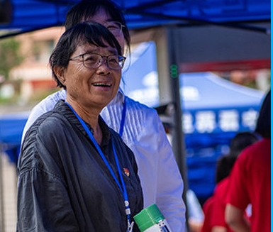 巾幗之花綻放新時(shí)代——以習(xí)近平同志為核心的黨中央引領(lǐng)推動(dòng)?jì)D女事業(yè)發(fā)展紀(jì)實(shí)