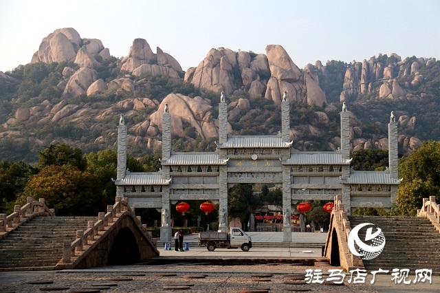 游景點(diǎn)、看話(huà)劇！駐馬店各景區(qū)擦亮服務(wù)招牌迎接八方來(lái)客