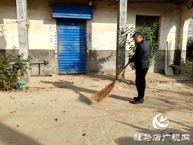 確山縣普會寺鎮(zhèn)：幫扶隊員來助力，攜手共建美庭院