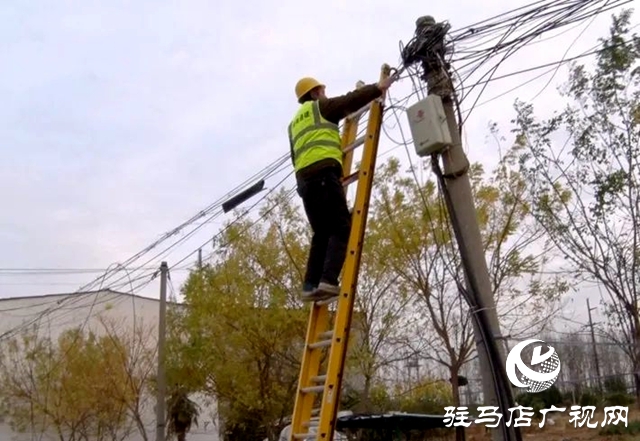遂平縣車(chē)站街道：徹底整治城市私拉亂扯“蜘蛛網(wǎng)”