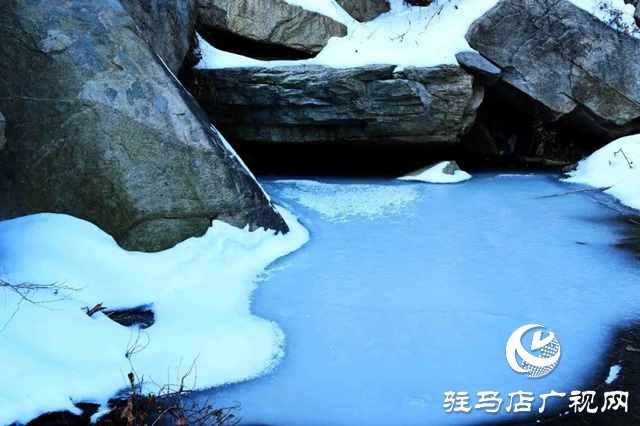 泌陽(yáng)縣：冰凌疊嶂如山峙 剔透晶瑩入眼來(lái)