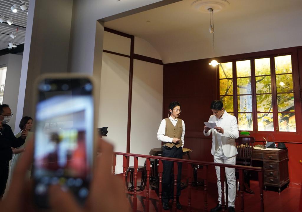 堅(jiān)持黨的文化領(lǐng)導(dǎo)權(quán)事關(guān)黨和國家前途命運(yùn)——深入學(xué)習(xí)貫徹習(xí)近平文化思想系列述評之一