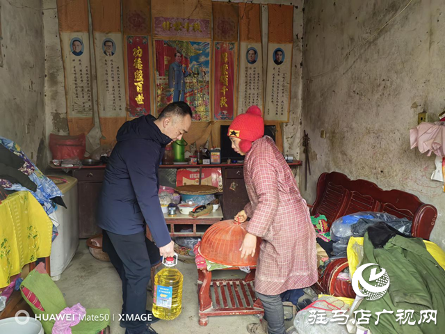 市公共資源交易中心:節(jié)前走訪送溫暖 情系鄉(xiāng)村促振興