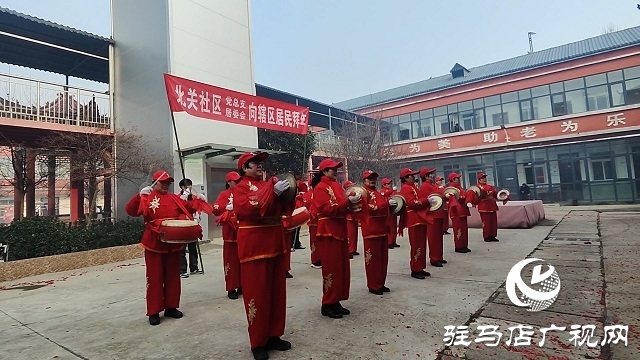 西平縣柏城街道北關(guān)社區(qū)舉行龍年團(tuán)拜活動