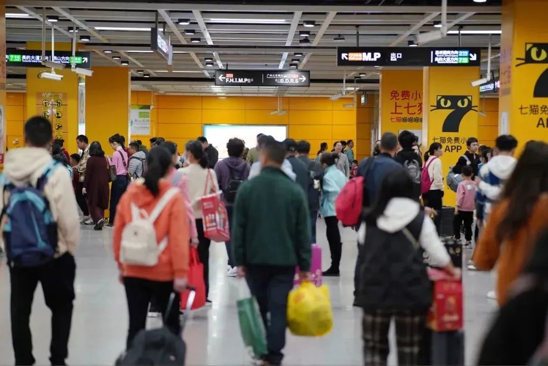 買不到返程車票或因不可抗拒因素，不能按時上班，算曠工嗎？
