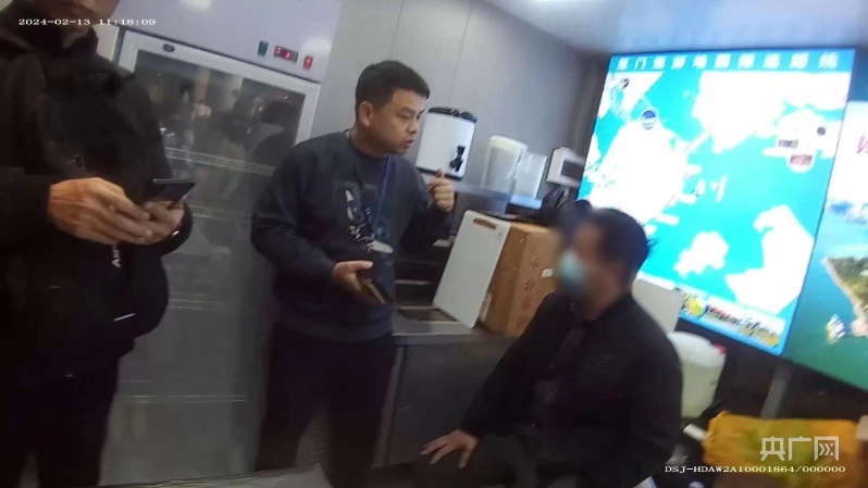 支付百元傭金就能進(jìn)廈大？“黃牛野導(dǎo)”被行政拘留