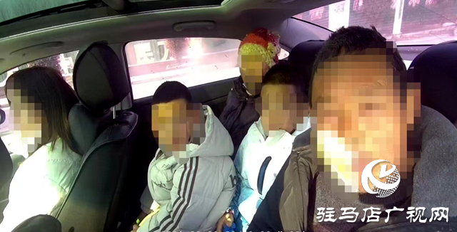 平輿交警曝光春節(jié)期間超員違法，別讓超員“擠”走安全！
