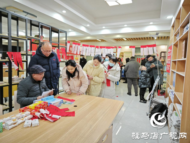 駐馬店市西園街道文化路社區(qū)開(kāi)展“鬧元宵，猜燈謎”有獎(jiǎng)活動(dòng)