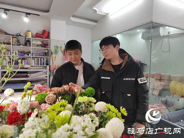 駐馬店：&ldquo;三八&rdquo;節(jié)臨近 &ldquo;浪漫經(jīng)濟&rdquo;升溫