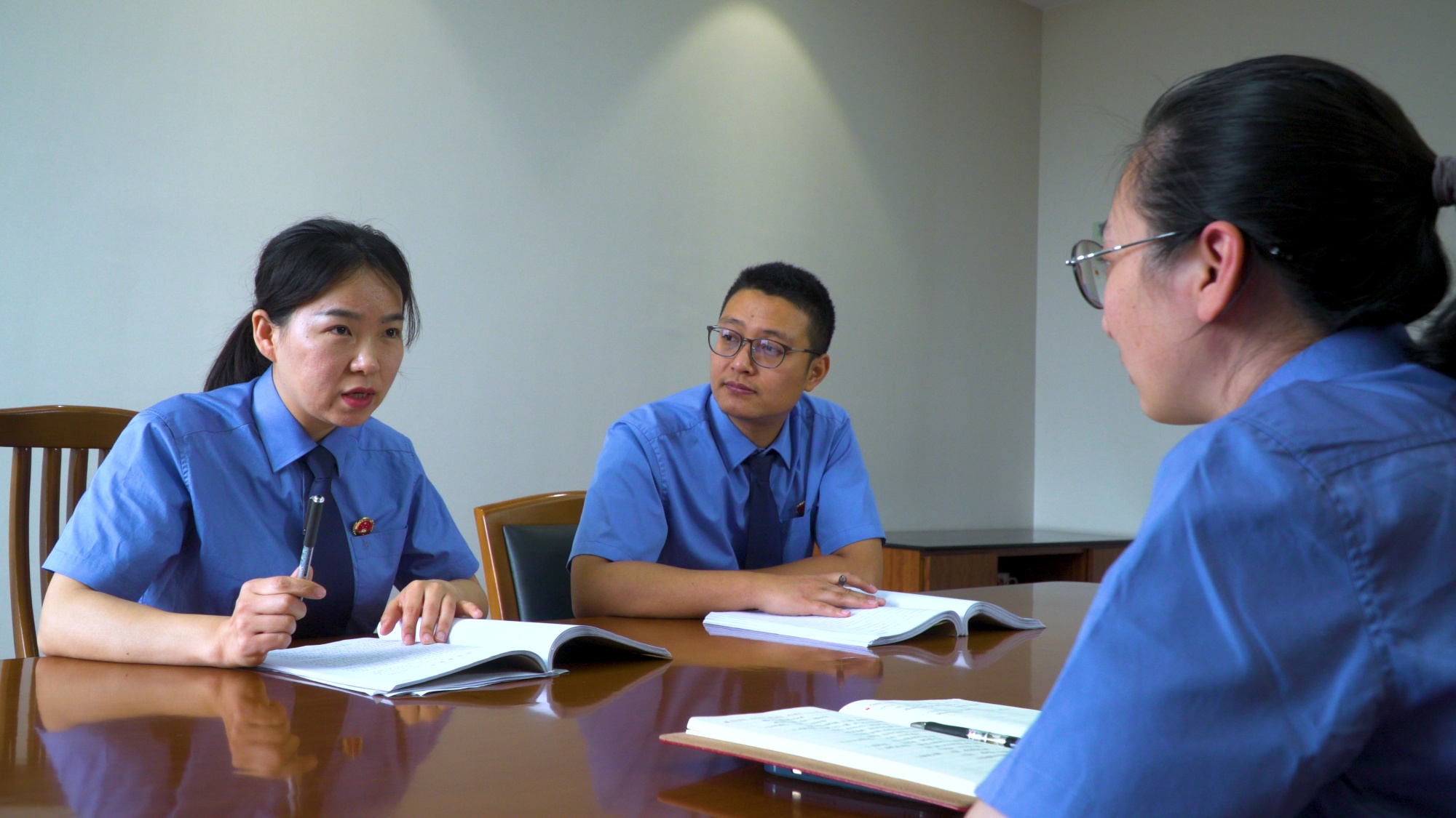 汞含量超標(biāo)4.3萬倍 化妝品“小樣”如何藏貓膩？