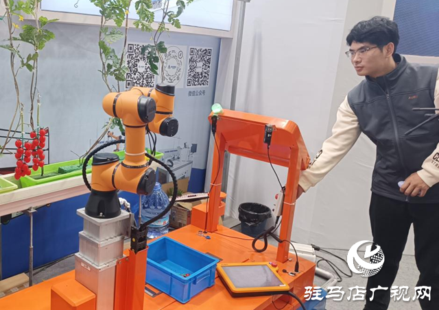 2024全國農(nóng)機(jī)展亮點(diǎn)不斷 農(nóng)業(yè)機(jī)器人大放異彩
