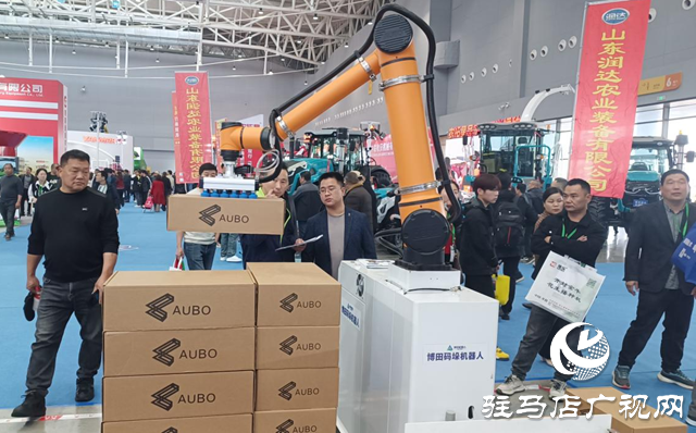 2024全國農(nóng)機(jī)展亮點(diǎn)不斷 農(nóng)業(yè)機(jī)器人大放異彩